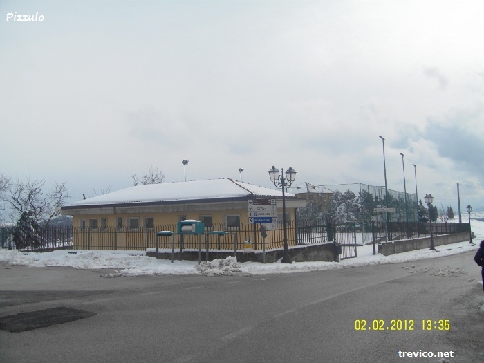 Campo polivalente